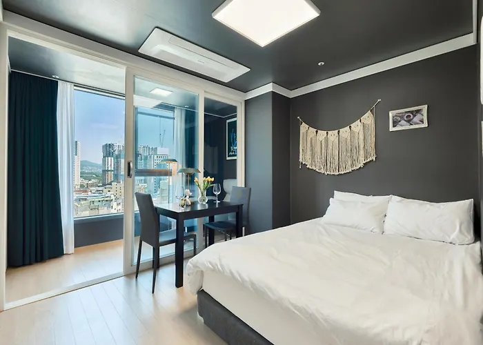 Apartment Comocasa Fully Furnished